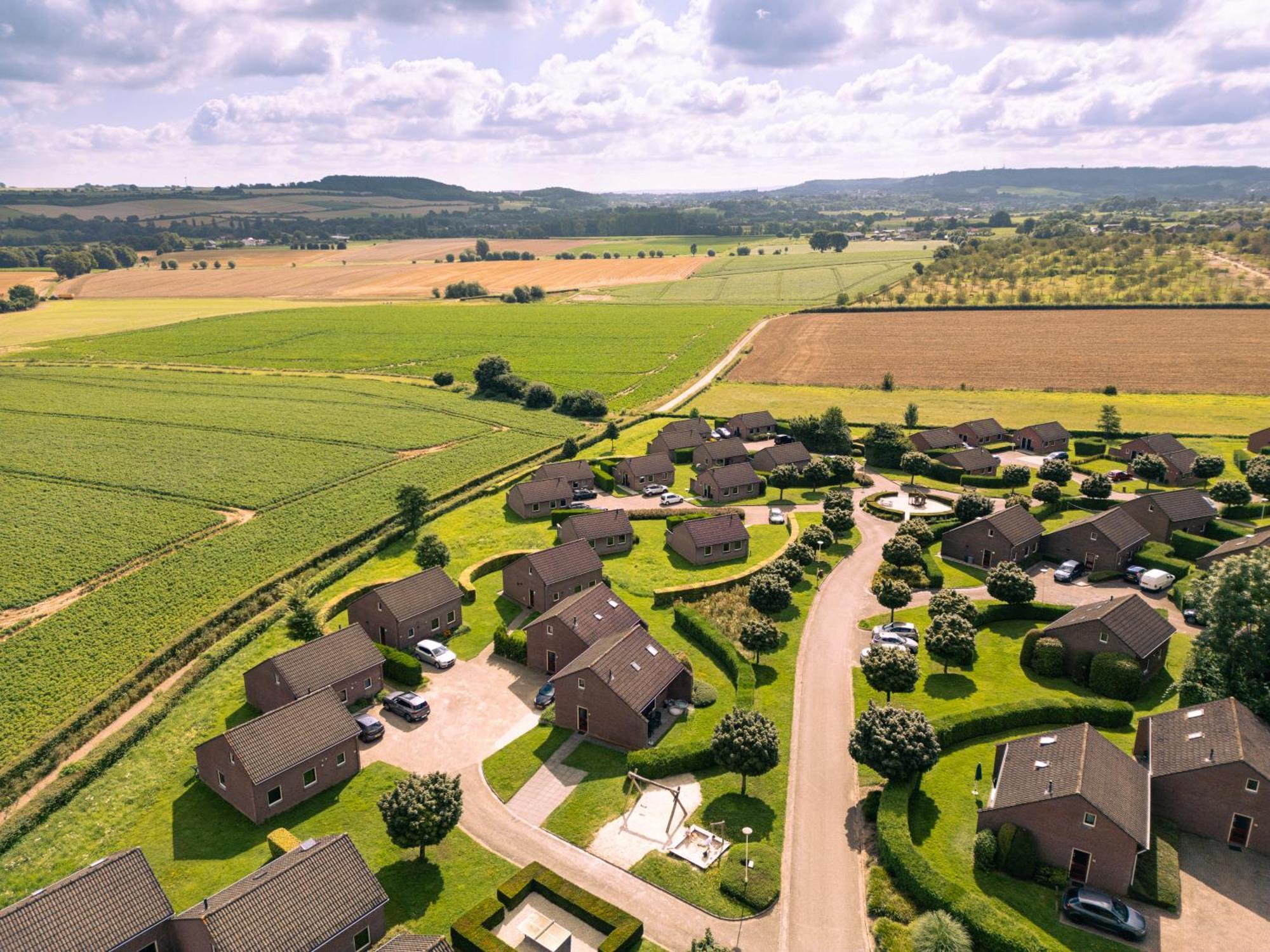Summio Vakantiepark Reevallis Vijlen Esterno foto